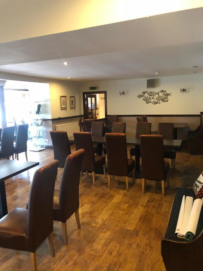 The Anglers Inn Perth Exteriör bild