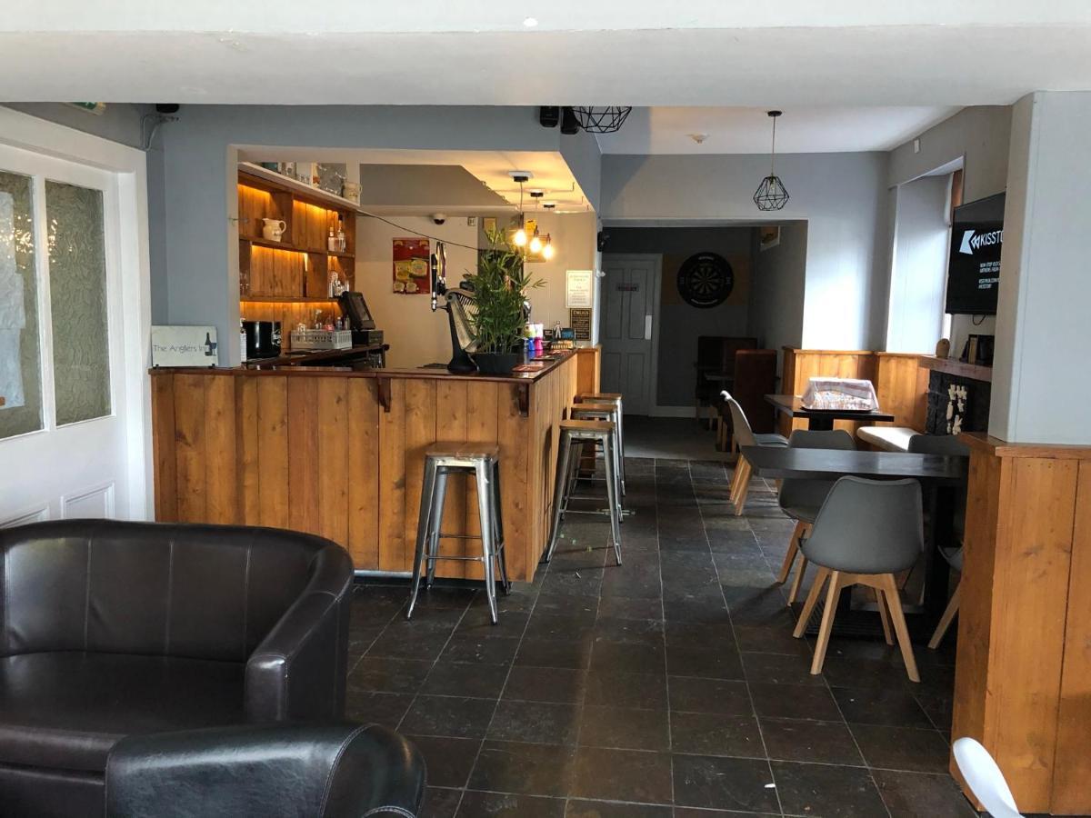 The Anglers Inn Perth Exteriör bild